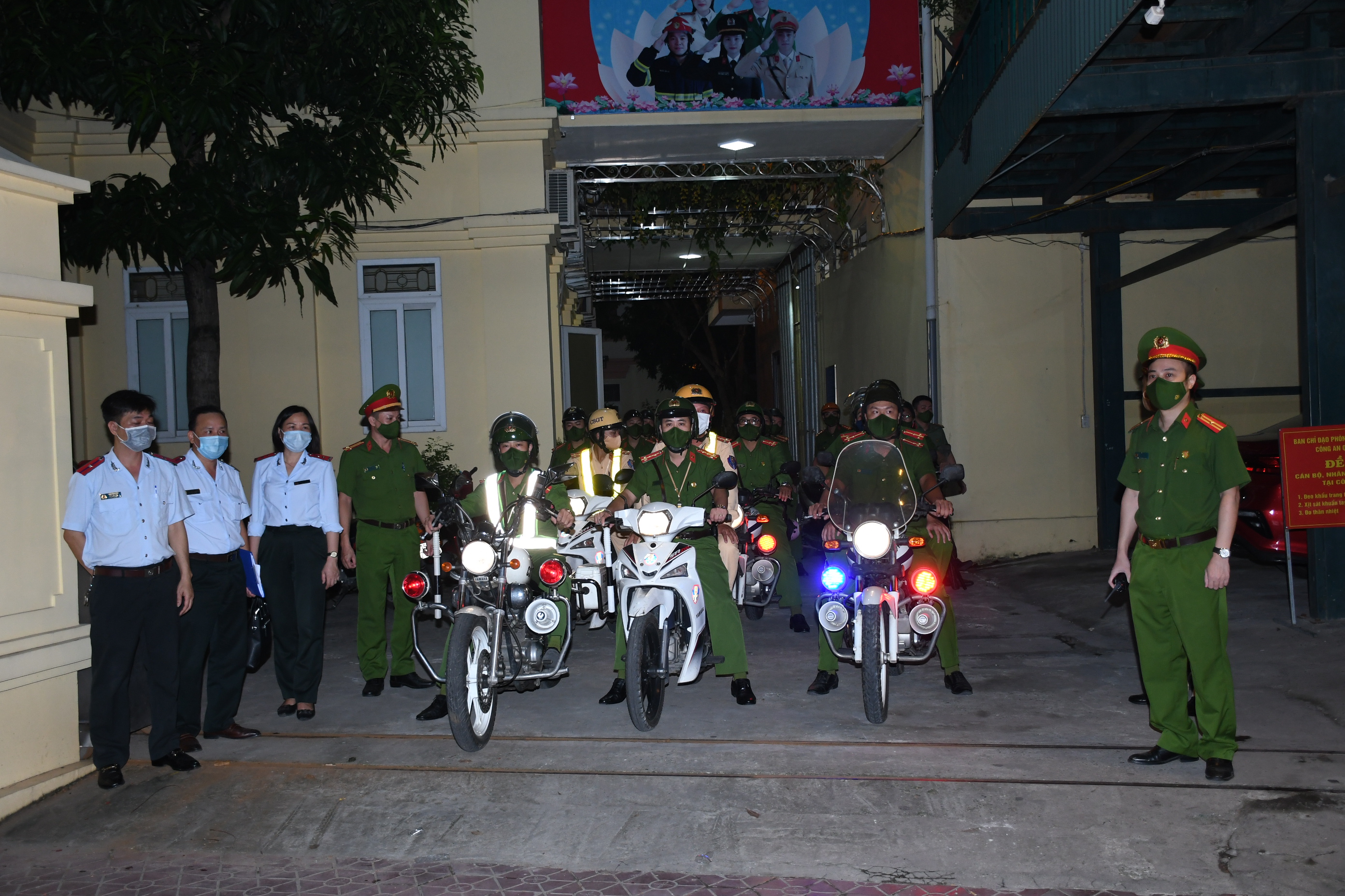 Quận Hồng Bàng: Phạt 37 trường hợp vi phạm quy định Phòng, chống dịch Covid-19